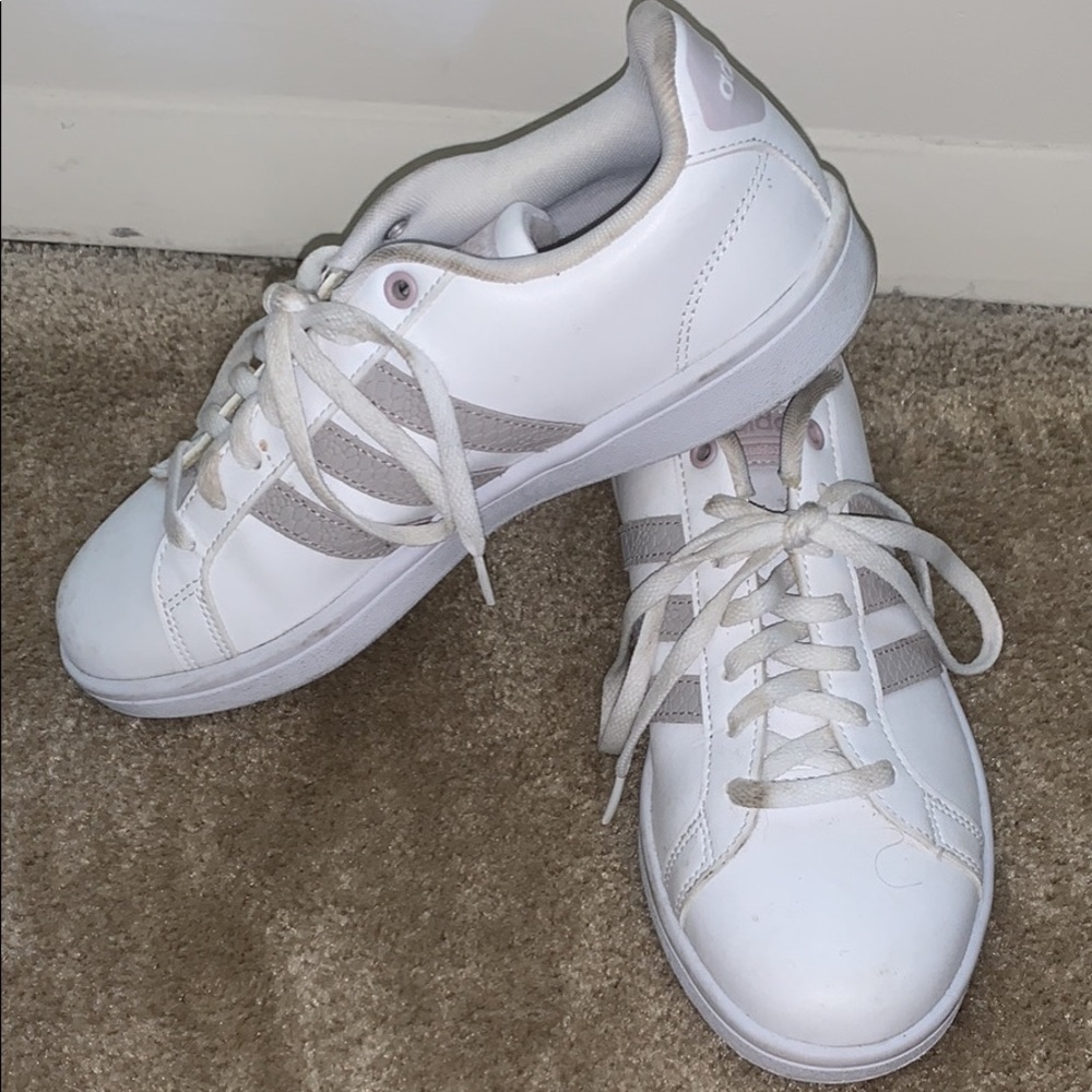 Women’s adidas size 8